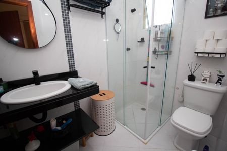 Casa à venda com 155m², 3 quartos e 4 vagasBanheiro da Suíte 1