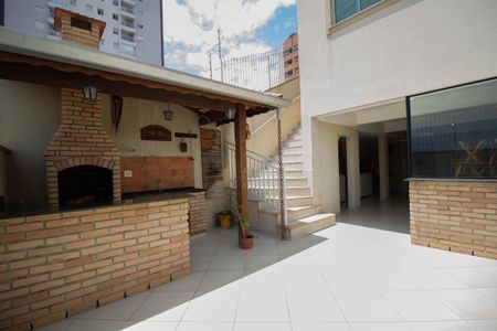 Casa à venda com 155m², 3 quartos e 4 vagasChurrasqueira