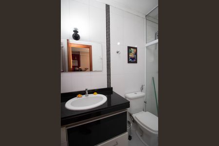 Casa à venda com 155m², 3 quartos e 4 vagasBanheiro da Suíte 2