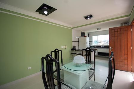 Casa à venda com 155m², 3 quartos e 4 vagasCopa