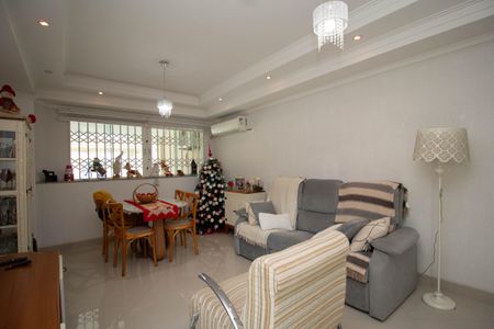 Sala de casa à venda com 3 quartos, 155m² em Vila Pereira Barreto, São Paulo