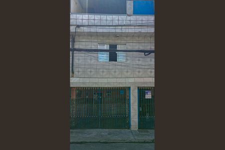 Casa para alugar com 75m², 2 quartos e sem vagaFachada