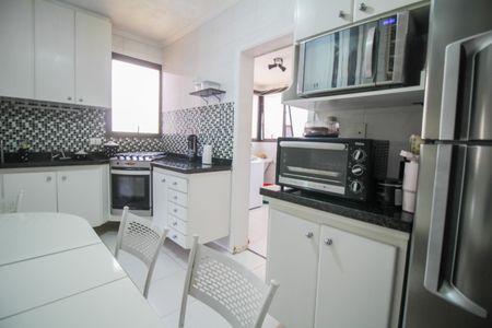 Apartamento à venda com 125m², 3 quartos e 3 vagasCozinha