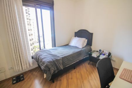 Apartamento à venda com 125m², 3 quartos e 3 vagasQuarto 2