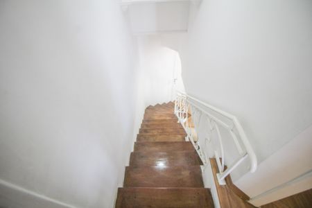 Apartamento à venda com 125m², 3 quartos e 3 vagasEscada