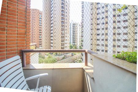 Apartamento à venda com 125m², 3 quartos e 3 vagasSala - Varanda