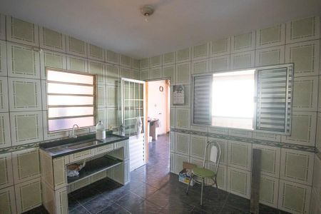 Casa para alugar com 750m², 1 quarto e sem vaga Casa para alugar com 750m², 1 quarto e sem vagaCozinha