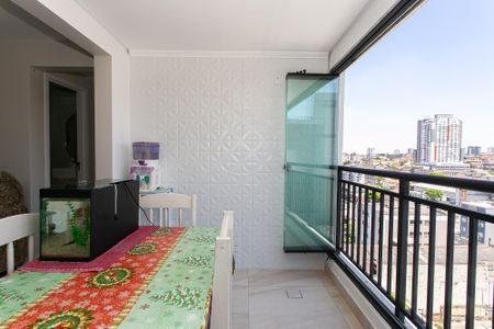 Apartamento à venda com 43m², 2 quartos e 1 vaga Apartamento à venda com 43m², 2 quartos e 1 vagaVaranda