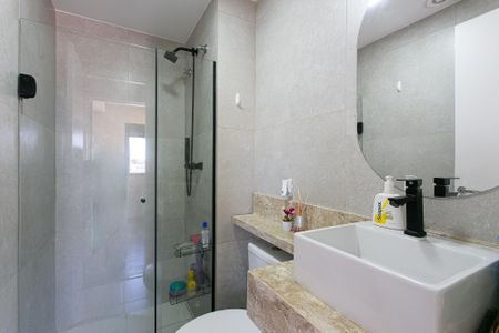 Apartamento à venda com 43m², 2 quartos e 1 vaga Apartamento à venda com 43m², 2 quartos e 1 vagaBanheiro
