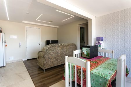 Apartamento à venda com 43m², 2 quartos e 1 vaga Apartamento à venda com 43m², 2 quartos e 1 vagaSala