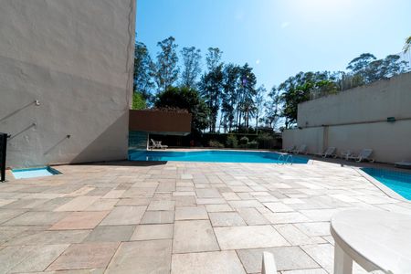 Apartamento para alugar com 130m², 3 quartos e 2 vagasÁrea comum - Piscina