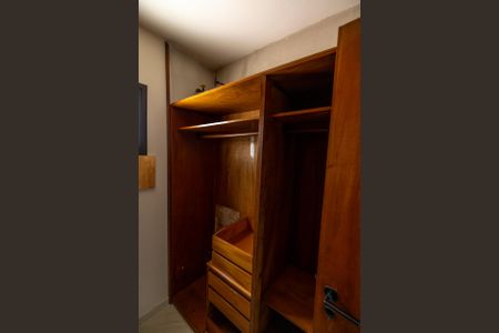 Apartamento para alugar com 130m², 3 quartos e 2 vagasCloset