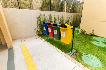 Apartamento para alugar com 32m², 2 quartos e sem vagaÁrea comum - Churrasqueira