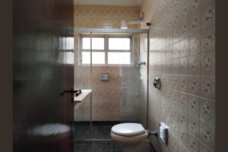 Casa à venda com 105m², 3 quartos e sem vagaBanheiro 1