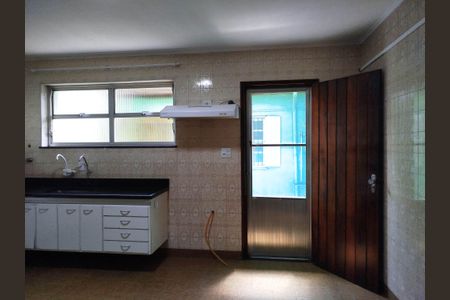 Casa à venda com 105m², 3 quartos e sem vagaCozinha