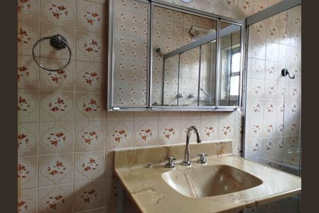 Casa à venda com 105m², 3 quartos e sem vagaBanheiro 1