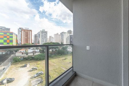 Studio à venda com 27m², 1 quarto e sem vaga Studio à venda com 27m², 1 quarto e sem vagaVaranda
