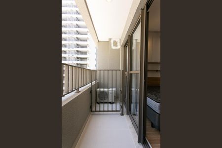 Studio para alugar com 24m², 1 quarto e sem vaga Studio para alugar com 24m², 1 quarto e sem vagaVaranda