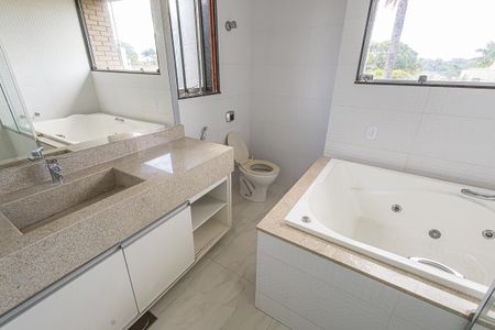 Casa à venda com 1155m², 7 quartos e 6 vagassuite