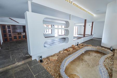Casa à venda com 1155m², 7 quartos e 6 vagassala / 3 ambiantes