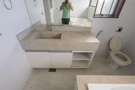 Casa à venda com 1155m², 7 quartos e 6 vagassuite