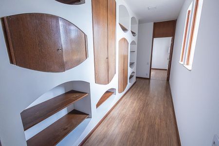 Casa à venda com 1155m², 7 quartos e 6 vagascorredor / 2º andar