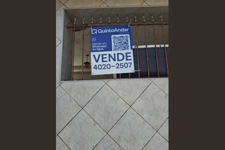 Casa à venda com 110m², 3 quartos e 4 vagas Casa à venda com 110m², 3 quartos e 4 vagasPlaca