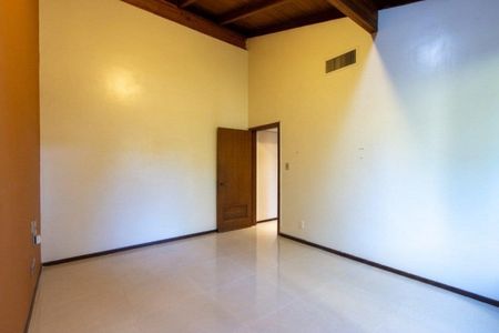 Casa de condomínio para alugar com 500m², 4 quartos e 2 vagas Casa de condomínio para alugar com 500m², 4 quartos e 2 vagasQuarto 2