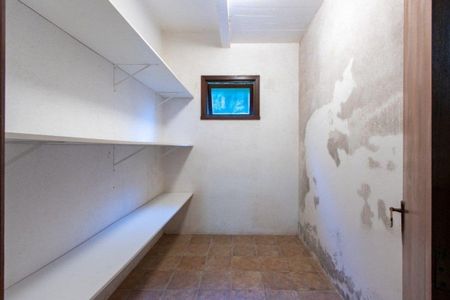 Casa de condomínio para alugar com 500m², 4 quartos e 2 vagas Casa de condomínio para alugar com 500m², 4 quartos e 2 vagasÁrea de serviço