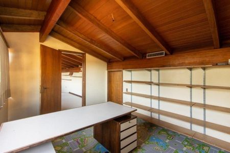 Casa de condomínio para alugar com 500m², 4 quartos e 2 vagas Casa de condomínio para alugar com 500m², 4 quartos e 2 vagasEscritório
