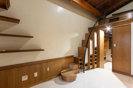 Casa de condomínio para alugar com 500m², 4 quartos e 2 vagas Casa de condomínio para alugar com 500m², 4 quartos e 2 vagasQuarto 3