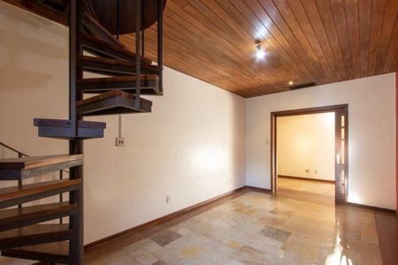Casa de condomínio para alugar com 500m², 4 quartos e 2 vagas Casa de condomínio para alugar com 500m², 4 quartos e 2 vagasÁrea comum