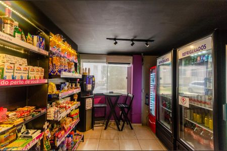 Apartamento à venda com 44m², 2 quartos e 1 vagaMercado