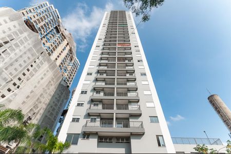 Apartamento à venda com 41m², 2 quartos e 1 vaga Apartamento à venda com 41m², 2 quartos e 1 vagaFachada