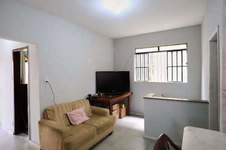 Sala de casa para alugar com 3 quartos, 200m² em Pompéia, Belo Horizonte