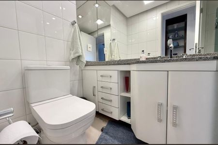 Apartamento para alugar com 72m², 2 quartos e 2 vagas