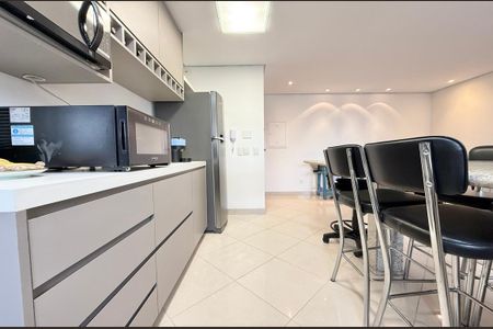 Apartamento para alugar com 72m², 2 quartos e 2 vagas