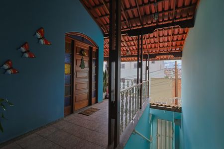 Casa à venda com 323m², 4 quartos e 4 vagasVaranda da Sala