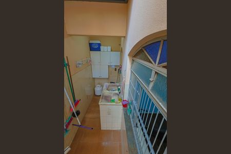 Casa à venda com 323m², 4 quartos e 4 vagasÁrea de Serviço