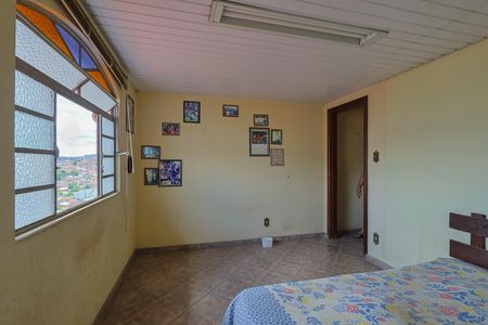 Casa à venda com 323m², 4 quartos e 4 vagasQuarto 4