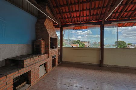 Casa à venda com 323m², 4 quartos e 4 vagasTerraço