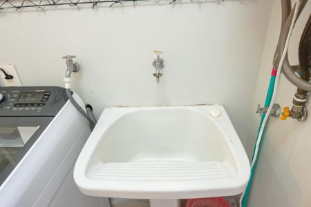 Apartamento à venda com 107m², 3 quartos e 2 vagas Apartamento à venda com 107m², 3 quartos e 2 vagasLavanderia