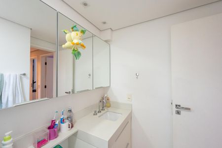 Apartamento à venda com 107m², 3 quartos e 2 vagas Apartamento à venda com 107m², 3 quartos e 2 vagasBanheiro Social