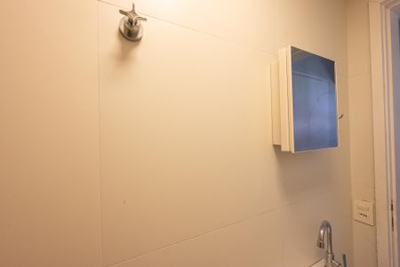 Apartamento à venda com 107m², 3 quartos e 2 vagas Apartamento à venda com 107m², 3 quartos e 2 vagasBanheiro de Serviço