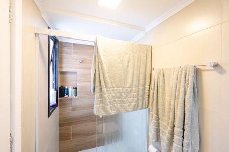 Apartamento à venda com 107m², 3 quartos e 2 vagas Apartamento à venda com 107m², 3 quartos e 2 vagasBanheiro da Suíte