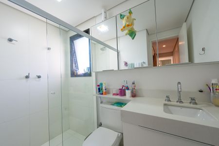 Apartamento à venda com 107m², 3 quartos e 2 vagas Apartamento à venda com 107m², 3 quartos e 2 vagasBanheiro Social