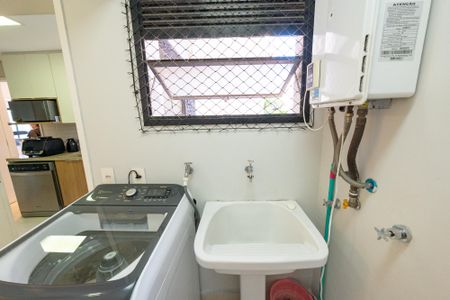 Apartamento à venda com 107m², 3 quartos e 2 vagas Apartamento à venda com 107m², 3 quartos e 2 vagasLavanderia