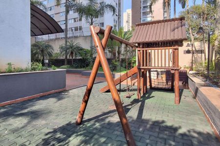 Apartamento à venda com 107m², 3 quartos e 2 vagas Apartamento à venda com 107m², 3 quartos e 2 vagasPlayground