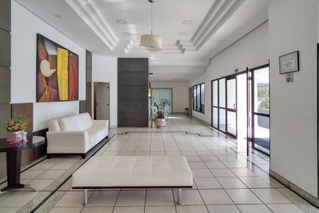 Apartamento à venda com 107m², 3 quartos e 2 vagas Apartamento à venda com 107m², 3 quartos e 2 vagasHall de Entrada