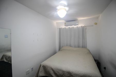 Quarto 1 de casa de condomínio para alugar com 2 quartos, 88m² em Centro, Nilópolis